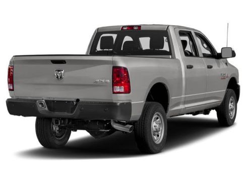 Used 2018 RAM 2500 Tradesman w/ Chrome Appearance Group image 5