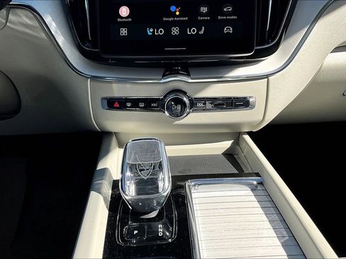 New 2026 Volvo XC60 B5 Ultra AWD/4WD image 33
