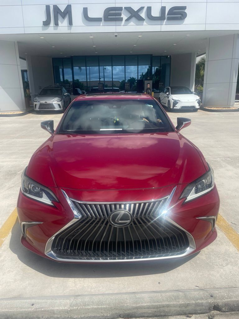 Used 2021 Lexus ES 350 w/ Premium Package FWD image 4