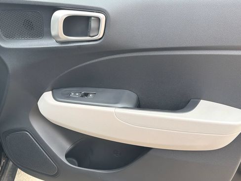 New 2026 Hyundai Venue SEL FWD image 15
