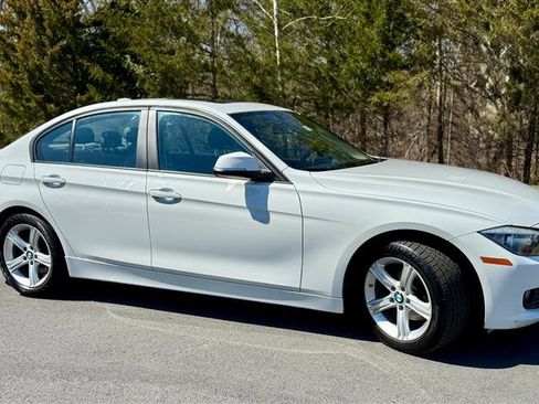 Used 2013 BMW 328i Sedan image 3