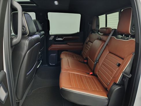 Used 2024 GMC Sierra 1500 Denali Ultimate image 36