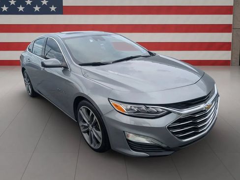 Used 2023 Chevrolet Malibu LT w/ Driver Confidence Package FWD image 4