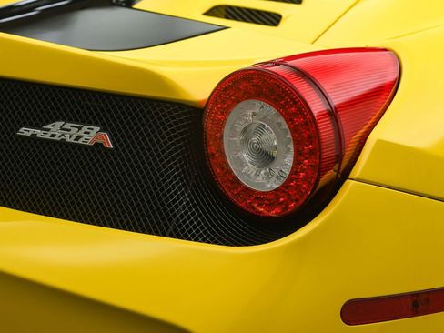 Used 2015 Ferrari 458 Speciale A image 24