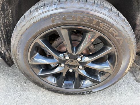Used 2018 Dodge Durango GT w/ Blacktop Package AWD/4WD image 22