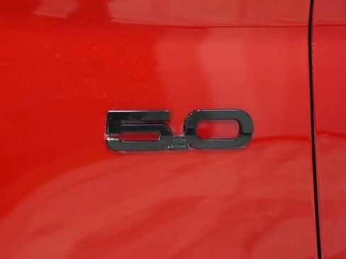 Used 2015 Ford Mustang GT RWD image 5
