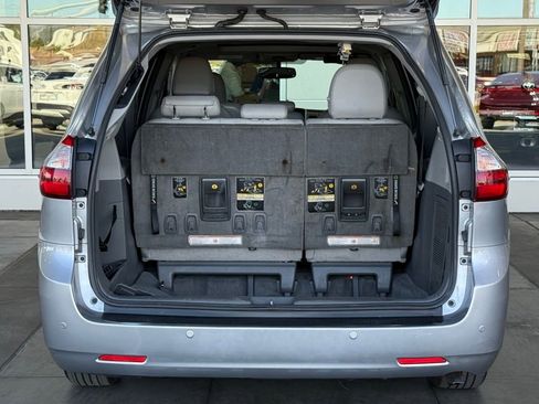 Used 2015 Toyota Sienna XLE w/ XLE Navigation Package image 13