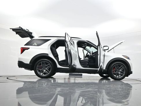 New 2026 Ford Explorer ST w/ Sun And Sound Package image 60