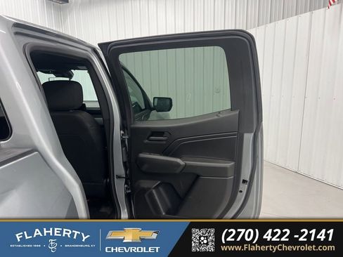 Used 2023 Chevrolet Colorado W/T image 12
