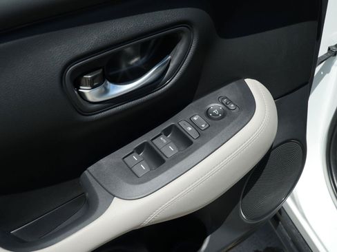 New 2027 Honda HR-V LX image 14