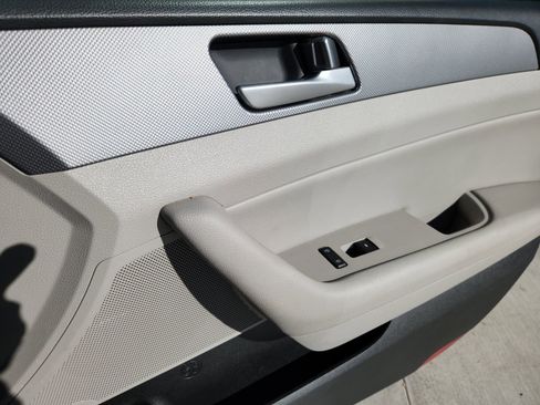 Used 2017 Hyundai Sonata SE image 13