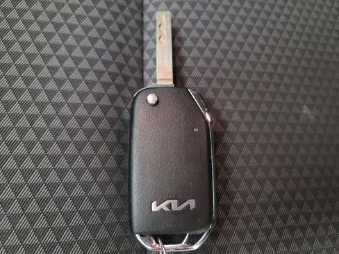 Used 2024 Kia Soul LX w/ Option Group 015 image 32