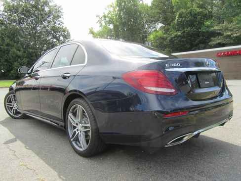 Used 2017 Mercedes-Benz E 300 image 8