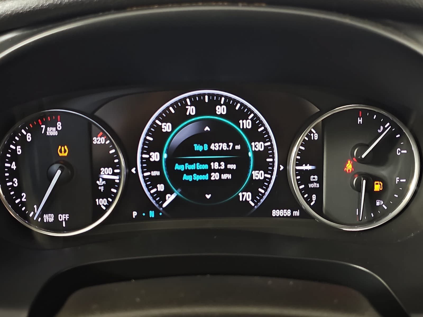 Used 2017 Buick LaCrosse Essence FWD image 17