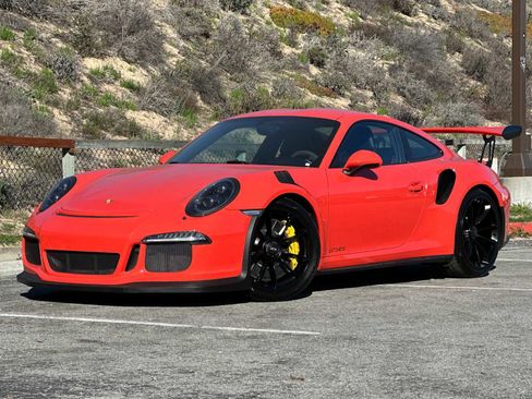 Certified 2016 Porsche 911 GT3 RS image 1