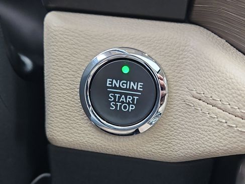 Used 2024 Ford Expedition Max Limited image 20