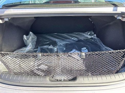 New 2025 Hyundai Elantra SEL image 5