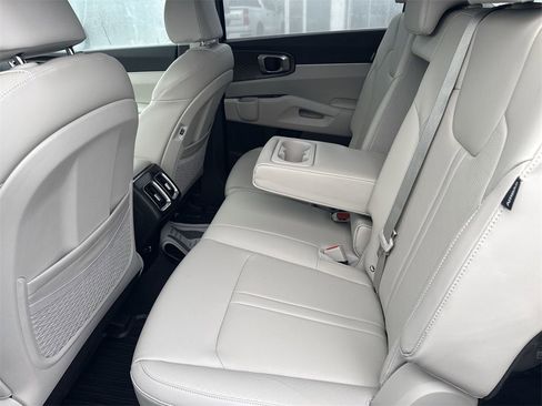New 2026 Kia Sorento S image 30