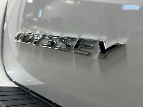 New 2026 Honda Odyssey EX-L image 6