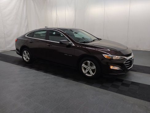 Used 2021 Chevrolet Malibu LS FWD image 11