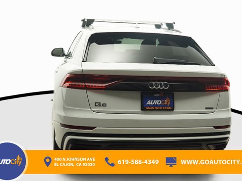 Used 2019 Audi Q8 Prestige w/ Luxury Package AWD/4WD image 15