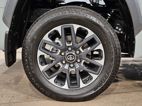 Certified 2025 Toyota Tundra Limited image 17