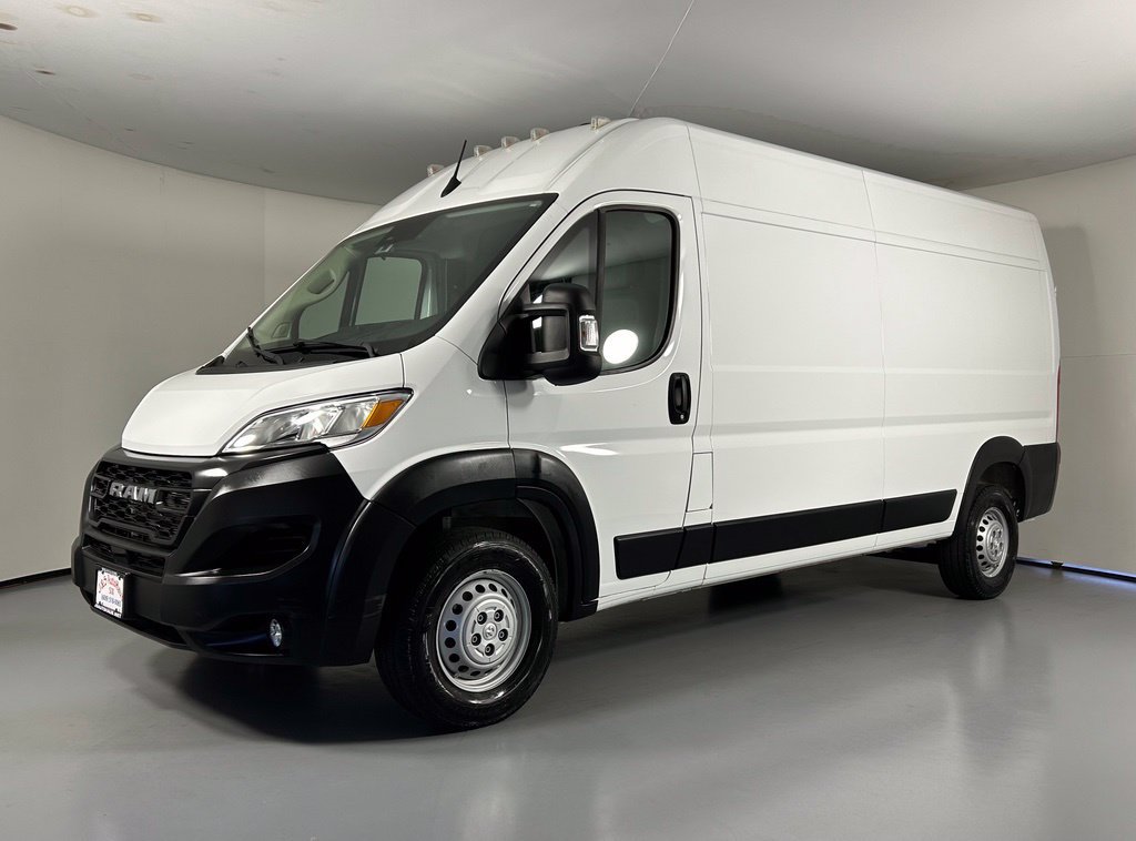 Used 2025 RAM ProMaster 2500 w/ Convenience Group FWD image 3