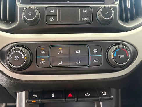 Used 2022 Chevrolet Colorado LT w/ Fleet Safety Package RWD image 8