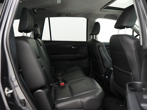 Used 2018 Honda Pilot EX-L image 12
