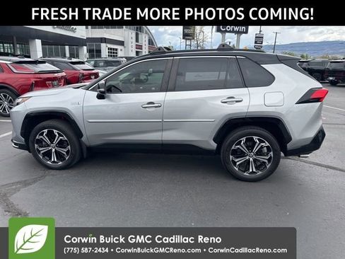 Used 2023 Toyota RAV4 XSE AWD/4WD image 4