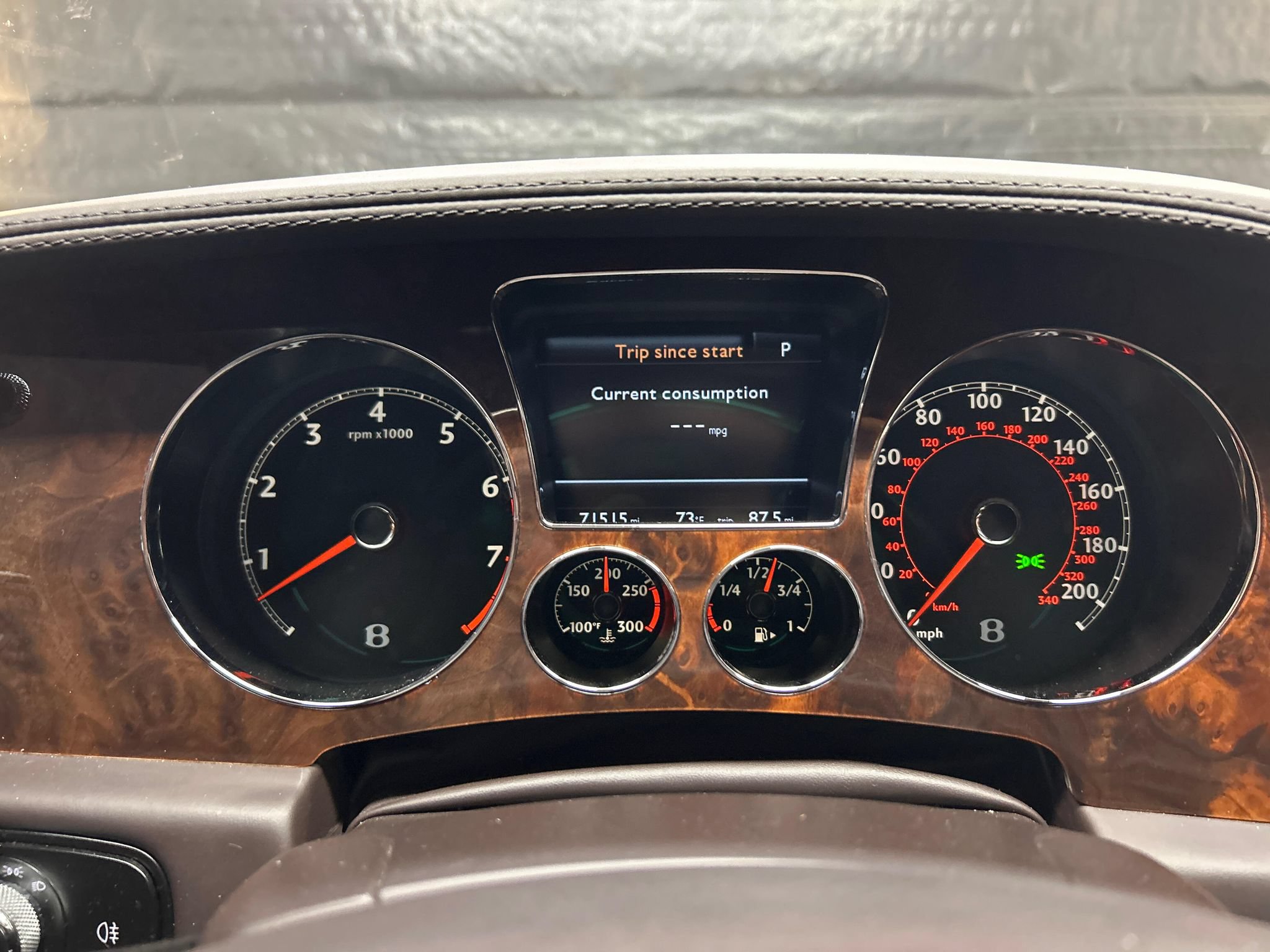 Used 2013 Bentley Flying Spur Flying Spur w/ Convenience Specification Pkg AWD/4WD image 22