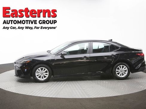 Used 2025 Toyota Camry LE FWD image 61