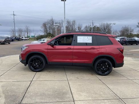 Used 2024 Honda Passport Black Edition image 6