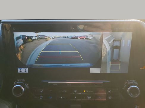 Used 2020 Toyota Highlander Platinum image 45