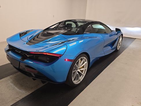 Used 2022 McLaren 720S Spider RWD image 5