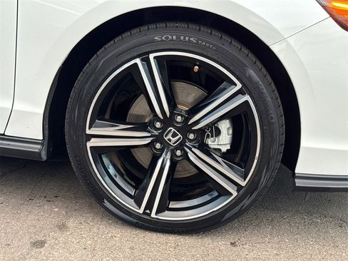 Used 2024 Honda Accord Sport image 6