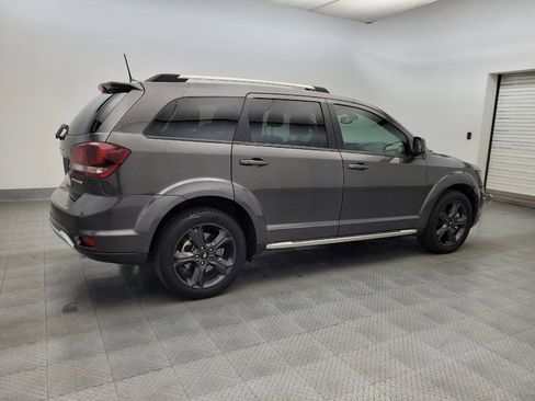 Used 2019 Dodge Journey Crossroad w/ Driver Convenience Group FWD image 10