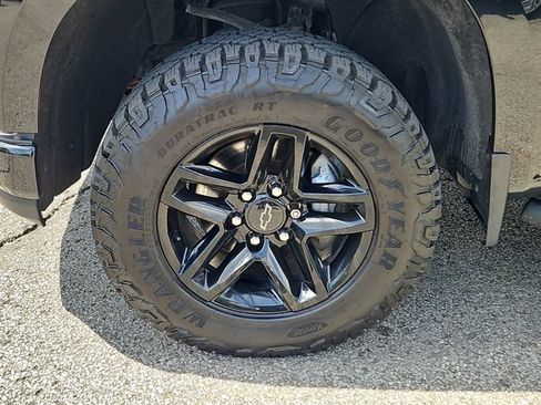 Used 2020 Chevrolet Silverado 1500 LT Trail Boss AWD/4WD image 5