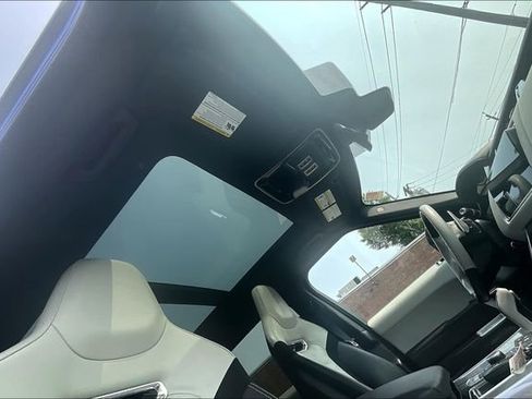 Used 2022 Land Rover Range Rover Sport SVR image 22