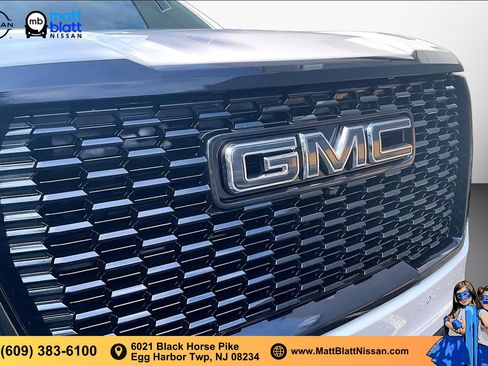 Used 2023 GMC Yukon Denali Ultimate AWD/4WD image 30