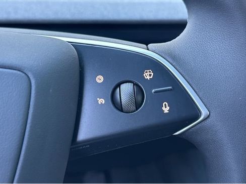 Used 2024 Tesla Model 3 Standard Range image 25