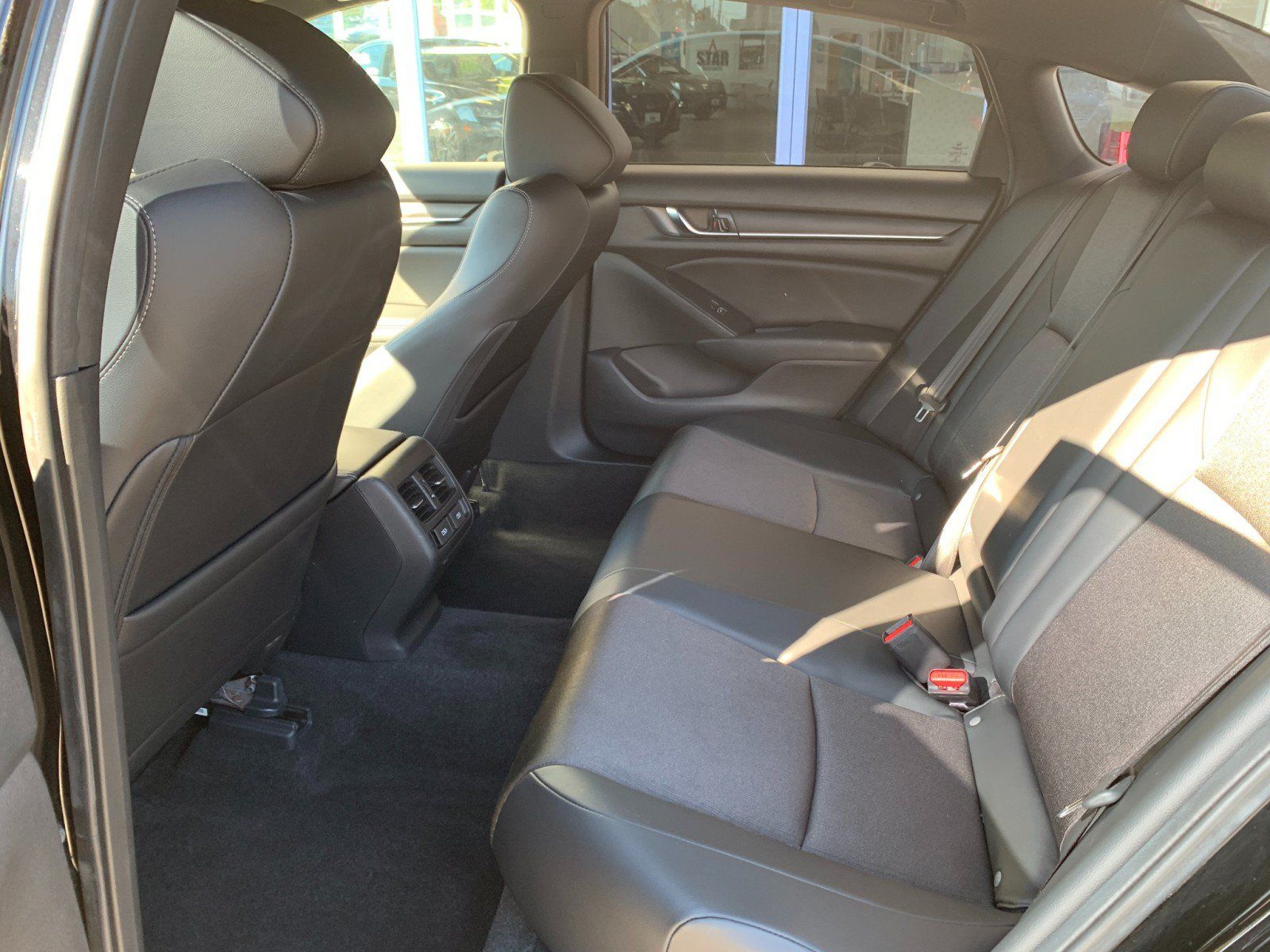 Used 2022 Honda Accord Sport image 23