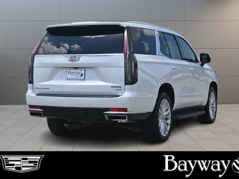 Certified 2023 Cadillac Escalade Luxury w/ LPO, Floor Liner Package RWD image 6