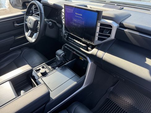 Used 2023 Toyota Tundra Platinum AWD/4WD image 20