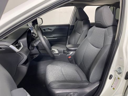 Certified 2025 Toyota RAV4 XLE w/ Convenience Package image 12