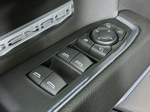 Used 2024 GMC Sierra 1500 Denali AWD/4WD image 30