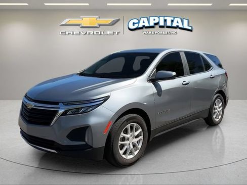 Used 2024 Chevrolet Equinox LT FWD image 1