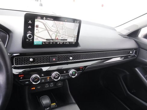 Used 2022 Honda Civic Touring image 25