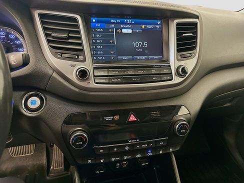 Used 2016 Hyundai Tucson Limited w/ Option Group 03 AWD/4WD image 26