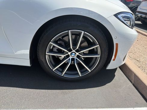 Used 2024 BMW 430i Coupe w/ Premium Package RWD image 7